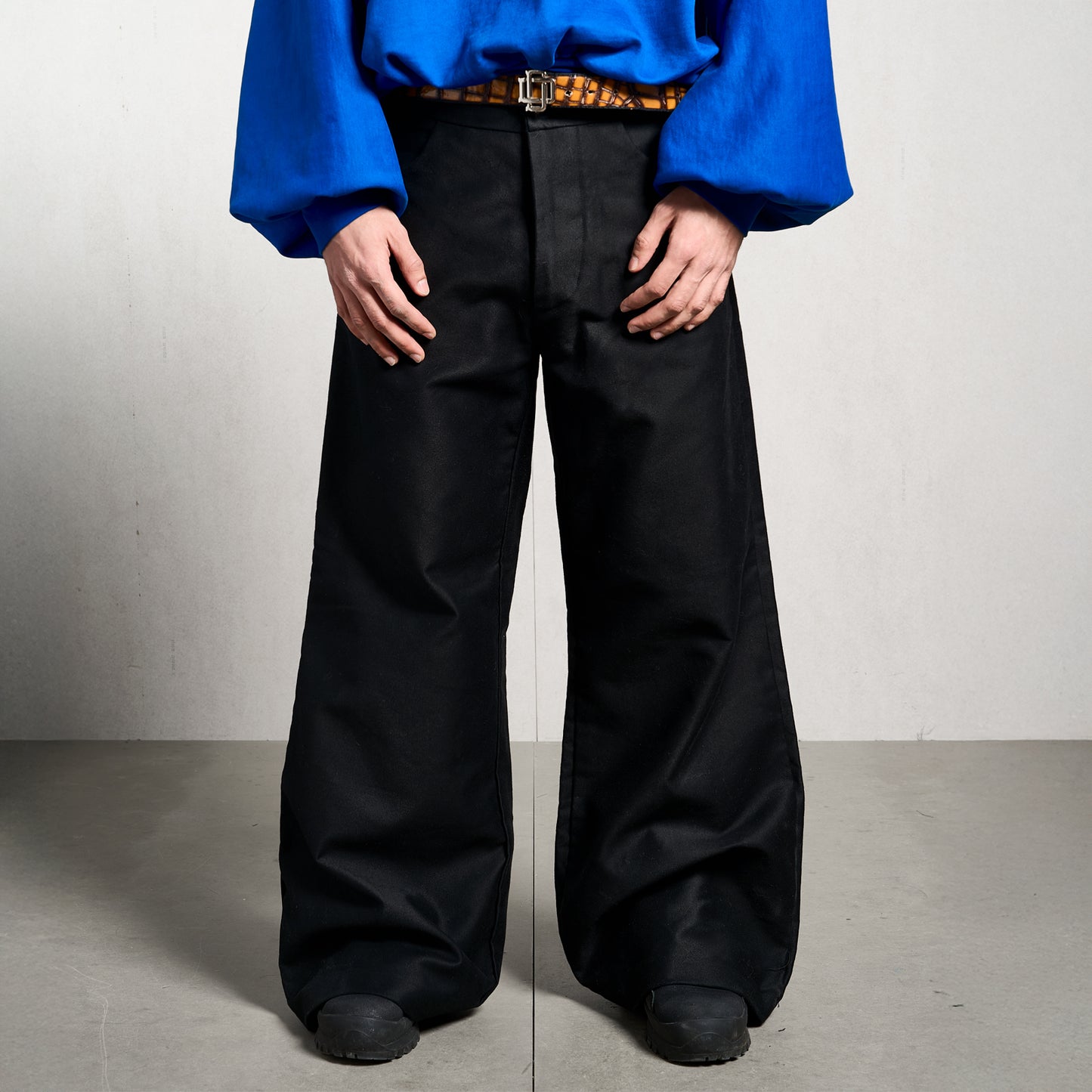 BLACK BOOT CUT PANTS