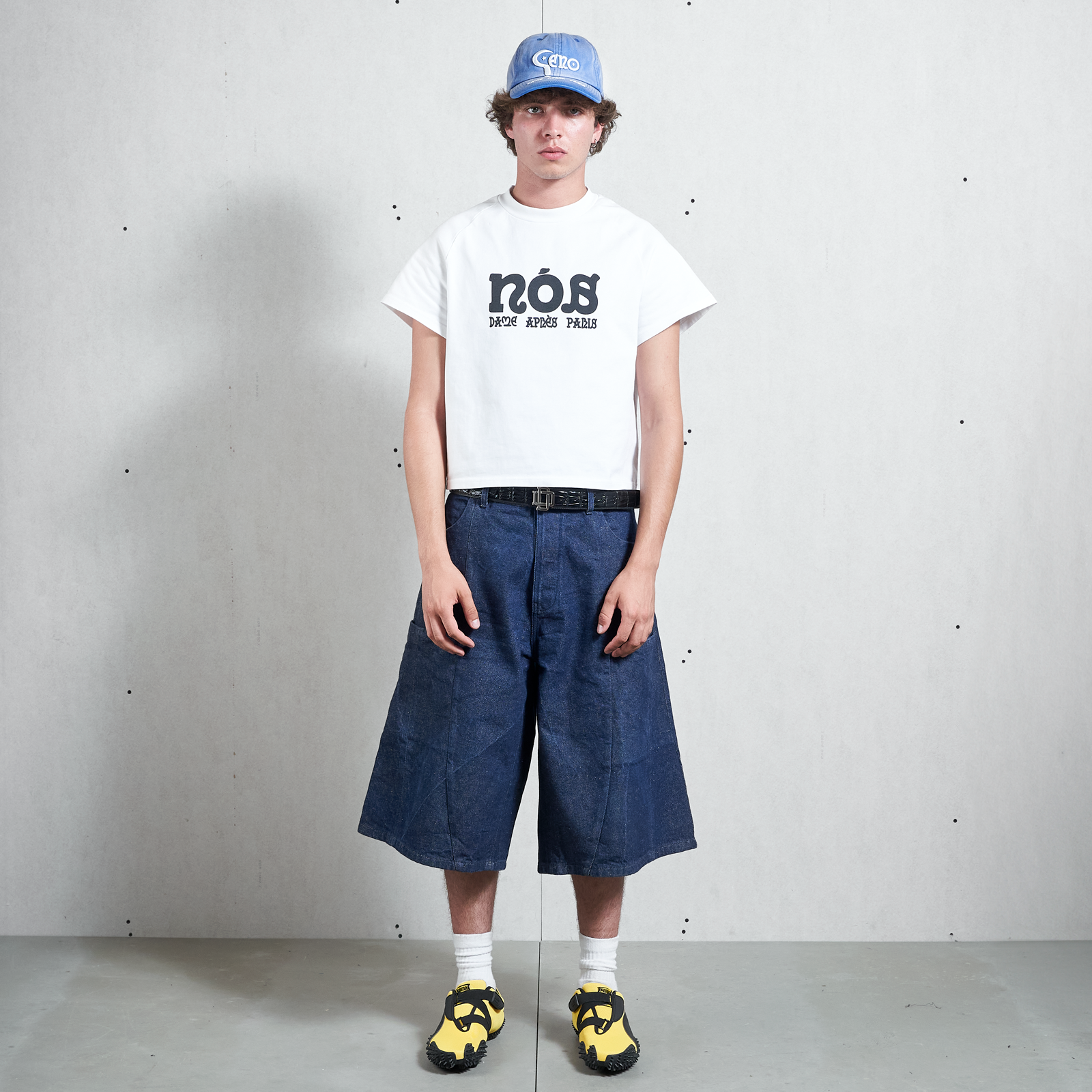 WHITE NÓS RANGLAN TSHIRT