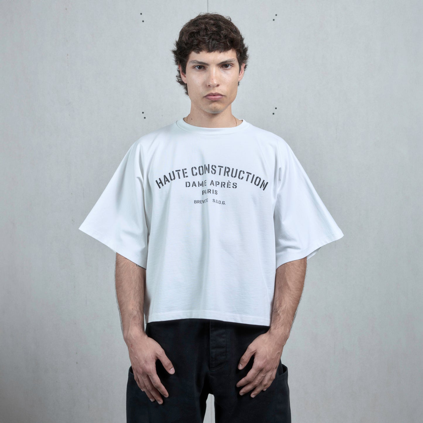HAUTE CONSTRUCTION WHITE UF TSHIRT